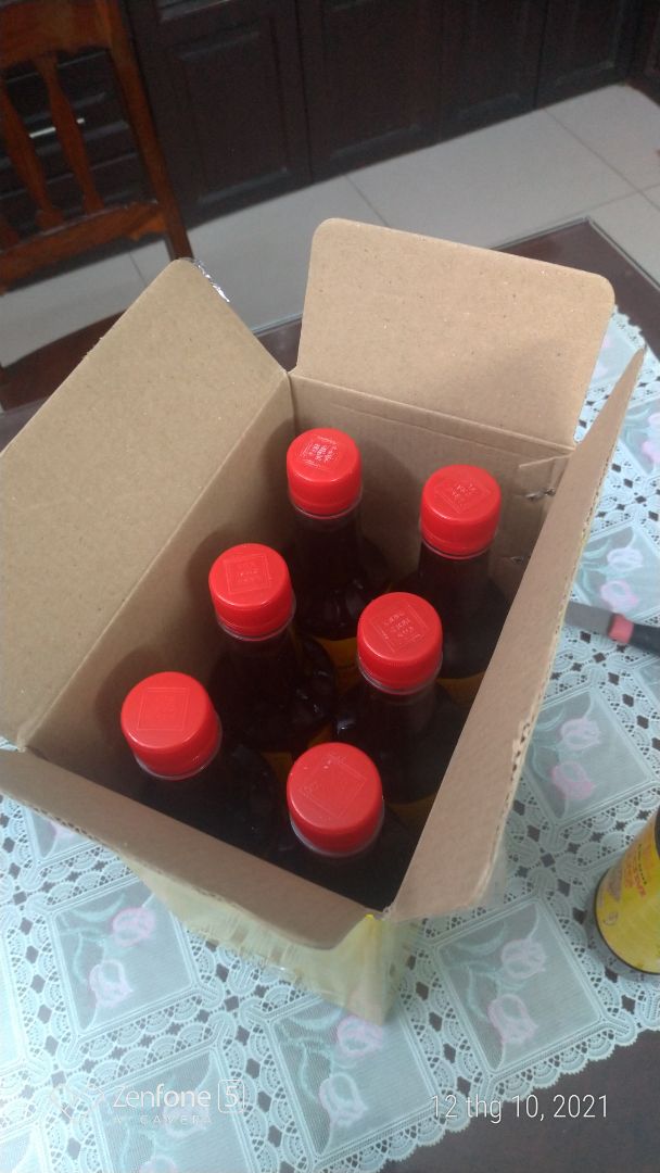 Giao đúng hẹn, đóng gói kỹ, đẹp. Chưa dùng nên chưa đánh giá được chất lượng.
NSX nên cải tiến nhãn với chất liệu tốt hơn sẽ làm tăng giá trị sản phẩm hơn.
Ủng hộ sản phẩm.