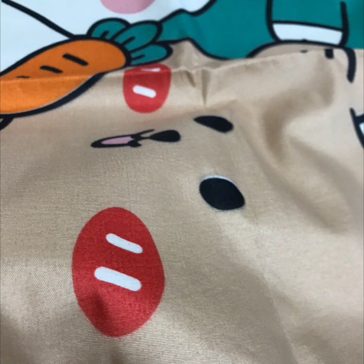 Mình từng mua qua mấy loại thảm chống thấm cho bé. Giá cũng như loại này mà chán lắm. Lần đầu mua thảm của shop này. Tìm được đúng loại mình thích. Chất sờ thích lắm.