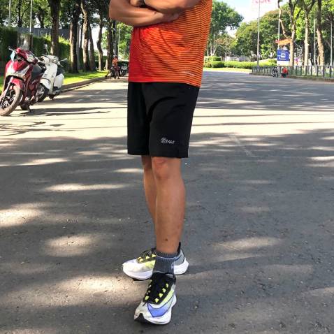 Mình dân chuyên marathon, nên khi lựa đồ rất kĩ tính, đã dùng sản phẩm của nhiều thương hiệu khá nổi, lần này lên tiki chọn mua hàng Brand, giá khá mềm so với các hãng lớn nhưng quần mặc rất thoải mái, thoáng mát , co giãn cực tốt. chắc chắn sẽ còn mua thêm trong tương lai, thấy shop bán cả tất thể thao, khi nào cần mình lên tiki order ngay 5* tuyệt vời. Mình dân chuyên marathon, nên khi lựa đồ rất kĩ tính, đã dùng sản phẩm của nhiều thương hiệu khá nổi, lần này lên tiki chọn mua hàng Brand, giá khá mềm so với các hãng lớn nhưng quần mặc rất thoải mái, thoáng mát , co giãn cực tốt. chắc chắn sẽ còn mua thêm trong tương lai, thấy shop bán cả tất thể thao, khi nào cần mình lên tiki order ngay 5* tuyệt vời.