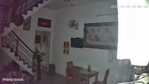 Tạm ổn, dùng được. Chưa thấy se khít chân lông, da mặt chưa mềm mịn.