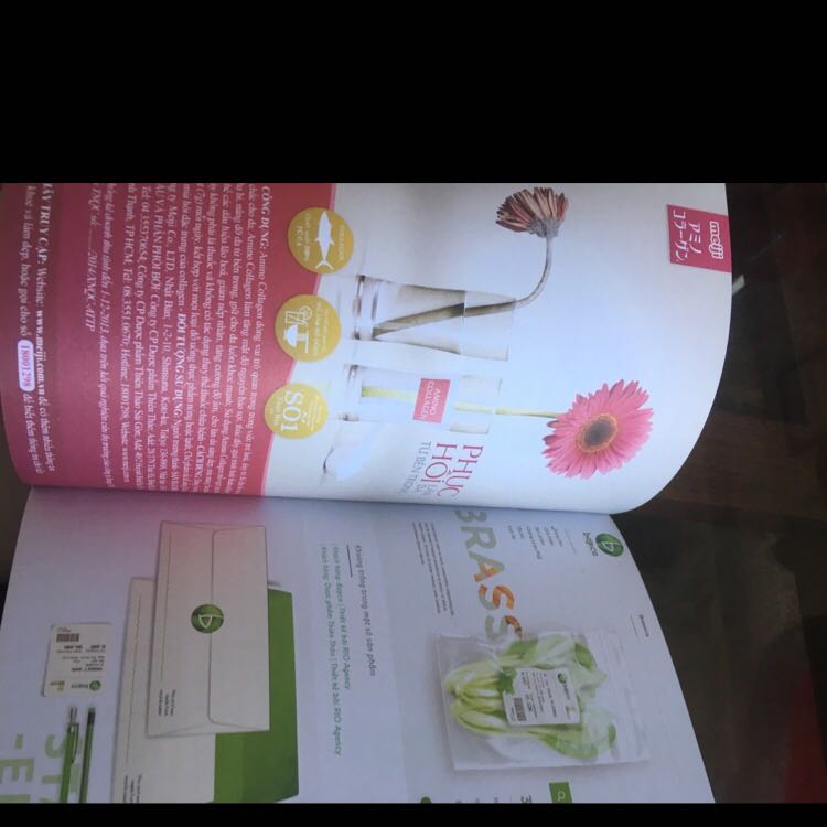 Sách của Riobook thì siêu đỉnh rùi ạ 
Nhưng mà dịch vụ giao hàng của Tiki thì buồn quá ạ. Hộp bị nhăn quá trời, sách không được bọc gì hết nên dễ bị nhăn bìa sách lắm ạ. Cuốn này may ko bị sao(cuốn còn lại e mua bị nhăn bìa). Em bị vài lần rồi luôn ạ. Mong Tiki khắc phục tình trạng này!
Chúc mng một ngày zui zẻ :”)