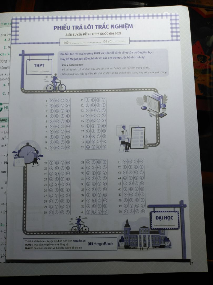 sách siêu xịn lun á, chia thành từng mức điểm số nên học k bị nản, in đẹp, thơm nữa. nói chung là rất đáng để các bạn đầu tư nha 🥰