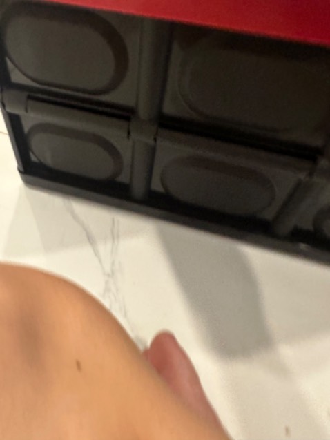 Tiện dụng, đẹp, giao nhanh, nhưng m cho 3 sao vì cách sắp đồ ko hợp lý khí giao. Cubthe la Phần bạt để ở ngoài nên mình không biết, lấy dao rọc lớp nilon bọc sản phẩm ra vô tình rọc luôn lớp bạt. Thứ 2 là phần nắp bị trầy 2 góc. Mình có chụp ảnh đó
Shop có hopx trợ bán lẻ phần bạt lót ko???