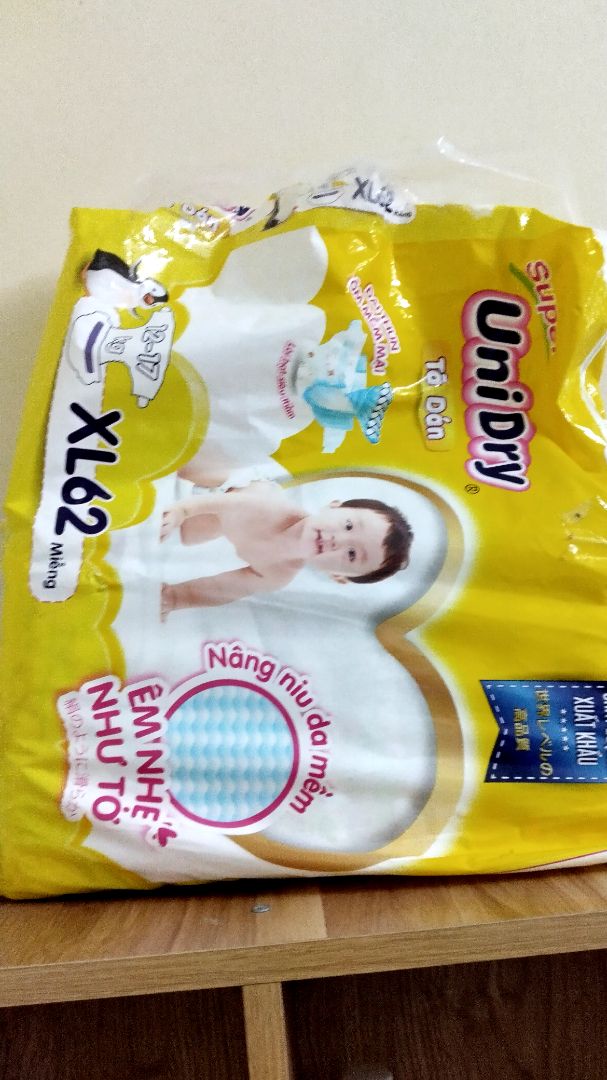 sản phẩm chất lượng ổn, giao hàg nhanh, giá sale phù hợp, nói chung sản xuất ở VN nên các mẹ cũng yên tâm sử dụng cho bé yêu...