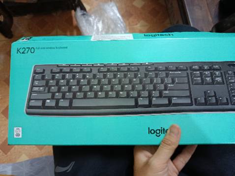 Hàng giao nhanh chính hãng nên anh em an tâm sử dụng, bảo hành 3 năm nữa. Giá tốt hơn so với tóp tố, soppe. Riêng đồ logitech nên mua ở tiki