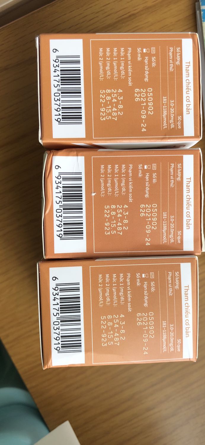 Mua 3 hộp mà shop giao cả 3 đều hết hạn sử dụng yêu cầu tiki hổ trợ đổi hàng