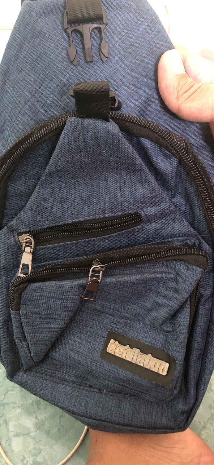 Sài được vài ngày dây kéo hư .