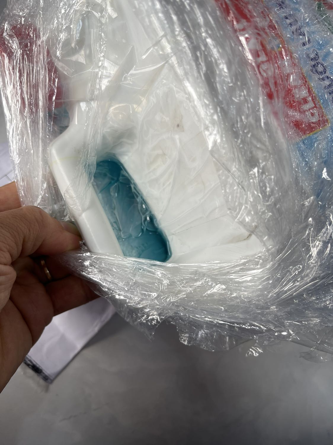 Chưa dụng thử . Nhưng giao hàng 1 chai bị bể