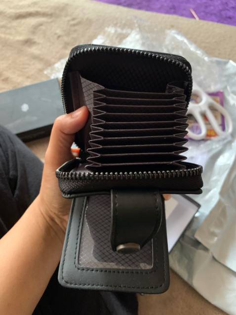 Đây là lần thứ 2 mua ở đây rùi :)) tiki giao nhanh , sp thì đẹp bổ & rẻ ?? . nếu có nhu cầu sẽ tiếp tục ủng hộ nhe?