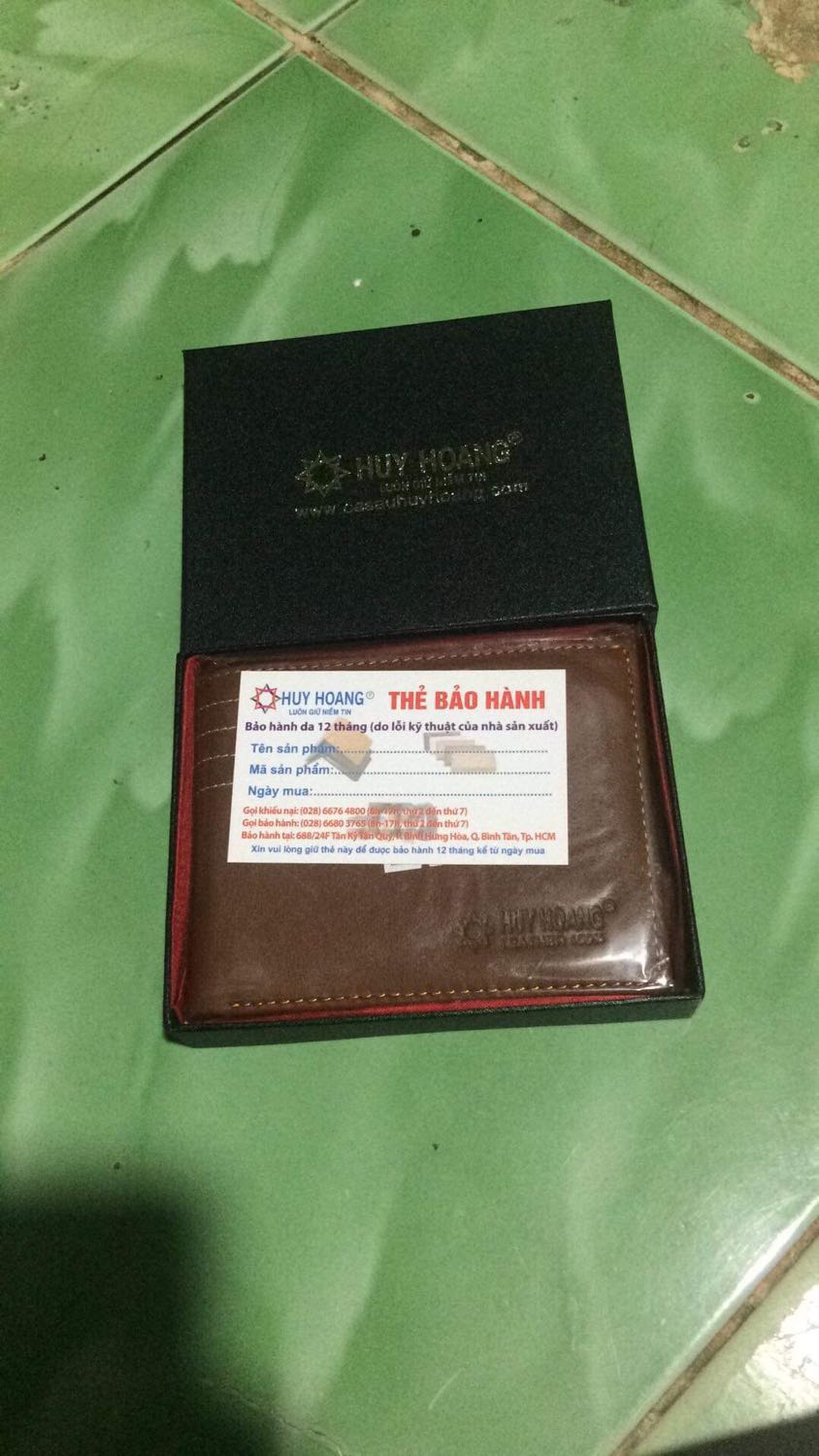 Ví đẹp có thẻ bảo hành đóng hộp chắt chắn rất hợp túi tiền