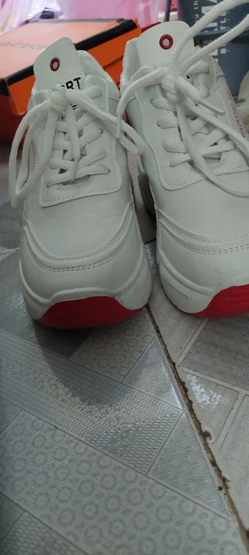 mẫu mã đẹp.chất lượng cũng tốt.sau khi giặt thì chưa biết ntn.cho vớ xinh nữa.cảm ơn sự chu đáo của shop