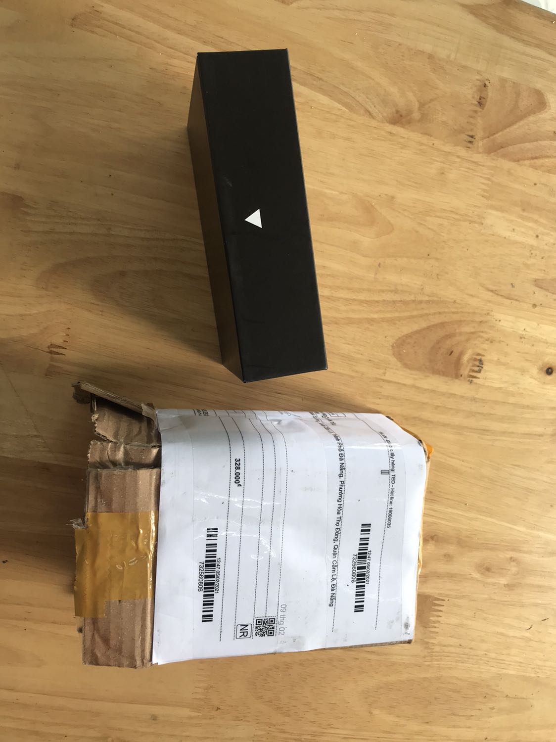 Mua ốp gương eccent lại ship móc chìa khoá eccent