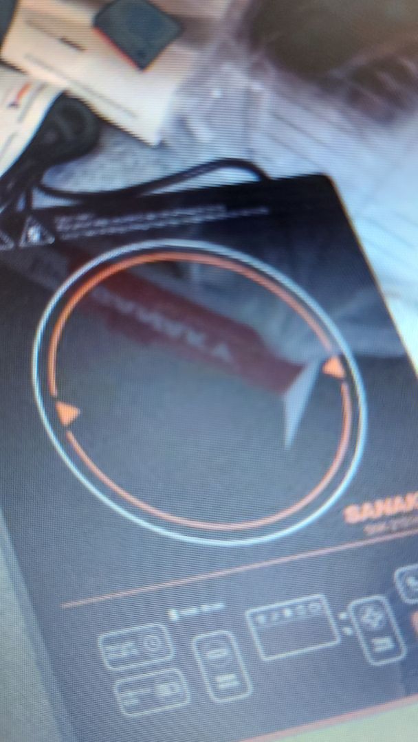 bếp đẹp, đóng gói cẩn thận, do giãn cách nên giao hàng chậm