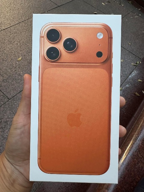 Giao hàng nhanh, nguyên seal, đóng gói càng đẹp