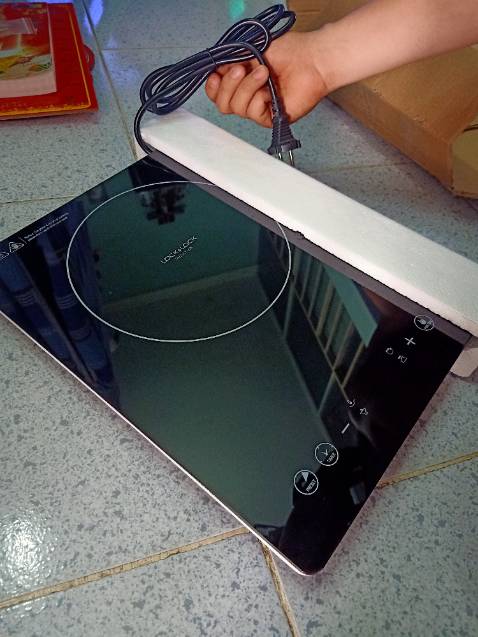 Đã nhận được bếp. Đóng gói cẩn thận. Mới nhìn đẹp