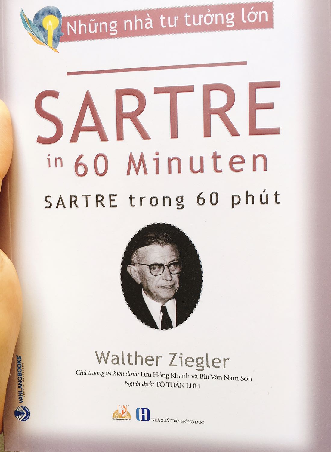 Sách cực mới luôn. Sarter là triết gia mình thích nhất. Ông là người đã đưa ra chủ nghĩa hiện sinh và khai sáng sự tự do trong tư duy, hành động của mỗi người. Các tư tưởng cốt lõi nhất của ông đã được trình bày đầy đủ trong cuốn sách này.
Shipper thân thiện, giao hàng nhanh