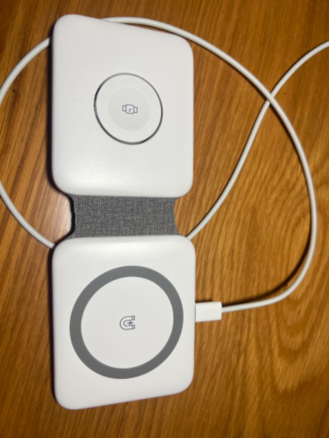 Xạc nhanh, lực hít tốt, gọn nhẹ, ít gây nóng máy. Xạc nhanh, lực hít tốt, gọn nhẹ, ít gây nóng máy.