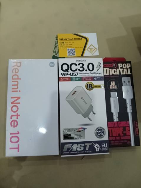 Sản phẩm như mô tả, có sạc cáp shop tặng kèm. Nói chung là hài lòng . Sẽ ủng hộ shop tiếp. Sản phẩm như mô tả, có sạc cáp shop tặng kèm. Nói chung là hài lòng . Sẽ ủng hộ shop tiếp.