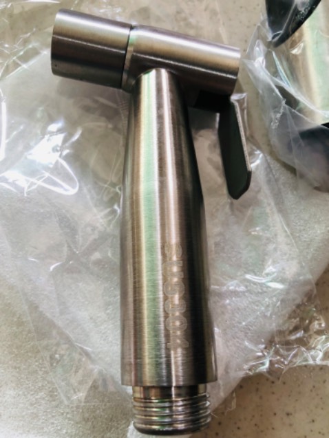 Nhìn bên ngoài thì ok ,dùng thời gian xem có bị rỉ sét kg ,lúc đó mới biết