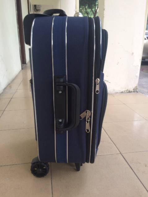 Hàng rất ngon trong tầm giá,nhiều túi,chắc chắn.Không có gì phải chê cả.Mặc dù lúc đầu Tiki giao hàng lỗi,nhưng đổi trả rất nhanh gọn.