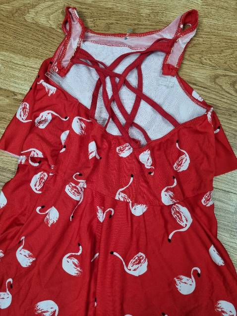 Dây sau lưng có lõi bằng chất liệu không rõ là gì mà sờ gãy vụn như hàng để tồn rất lâu. Dây sau lưng có lõi bằng chất liệu không rõ là gì mà sờ gãy vụn như hàng để tồn rất lâu.