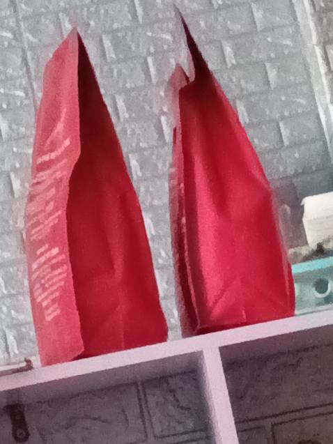 Chưa uống, nhưng ngửi thơm lắm. Mẫu mã cũng đẹp,chuyen nghiệp Chưa uống, nhưng ngửi thơm lắm. Mẫu mã cũng đẹp,chuyen nghiệp