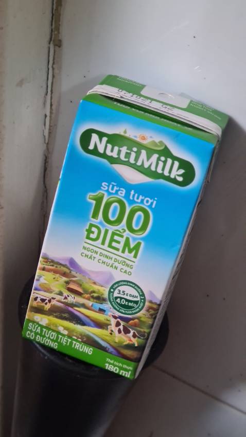 sữa tươi thơm ngon , giao hàng nhanh