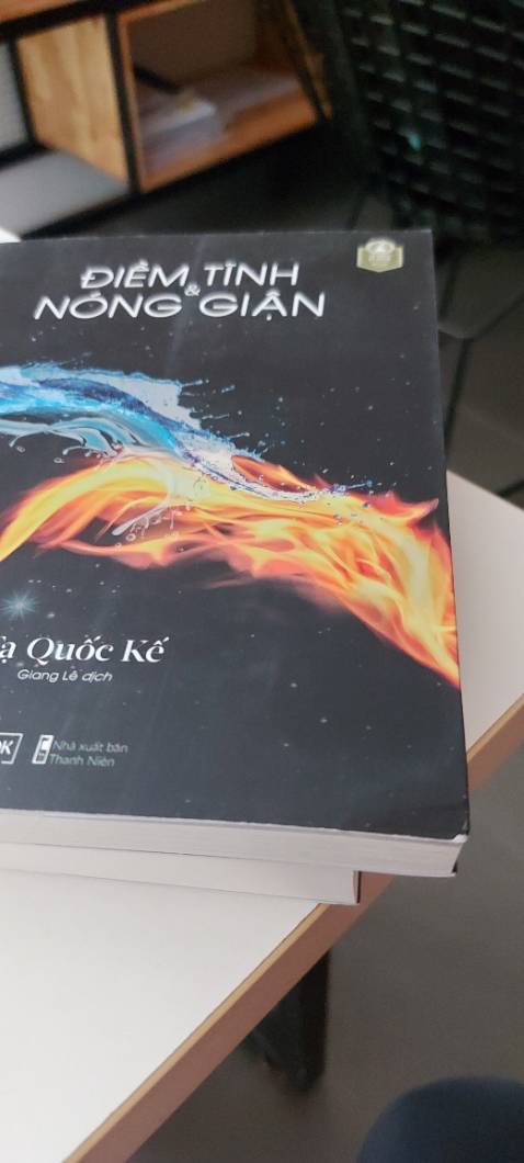 Sản phẩm đóng gói ko cẩn thận, ko bọc nhựa để tránh bụi, sách như sách cũ