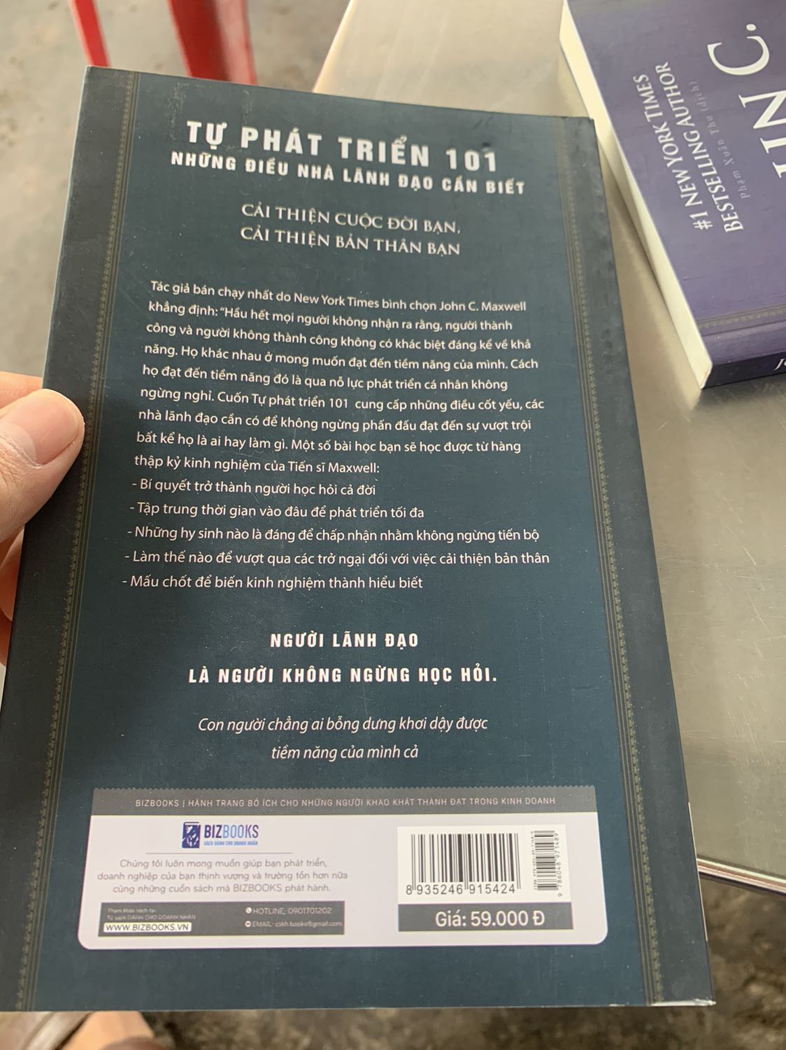 Săn sale 1 nghìn. Sách đóng gói cản thận, có bọc chống sốc nên hoàn hảo không hư gây các kiểu