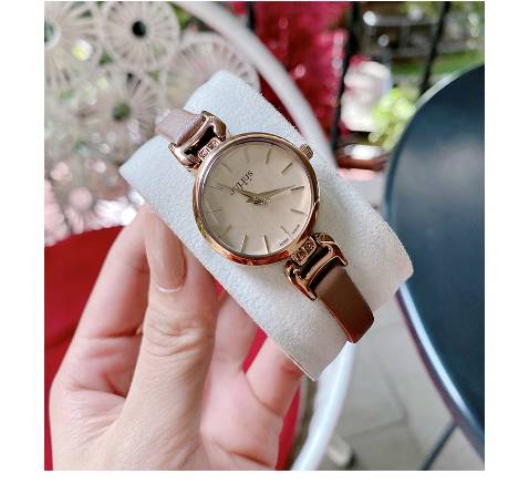 Đúng mẫu mã. Đúng mẫu.
Đẹp
Xinh xắn. Chế độ tốt Bảo hành