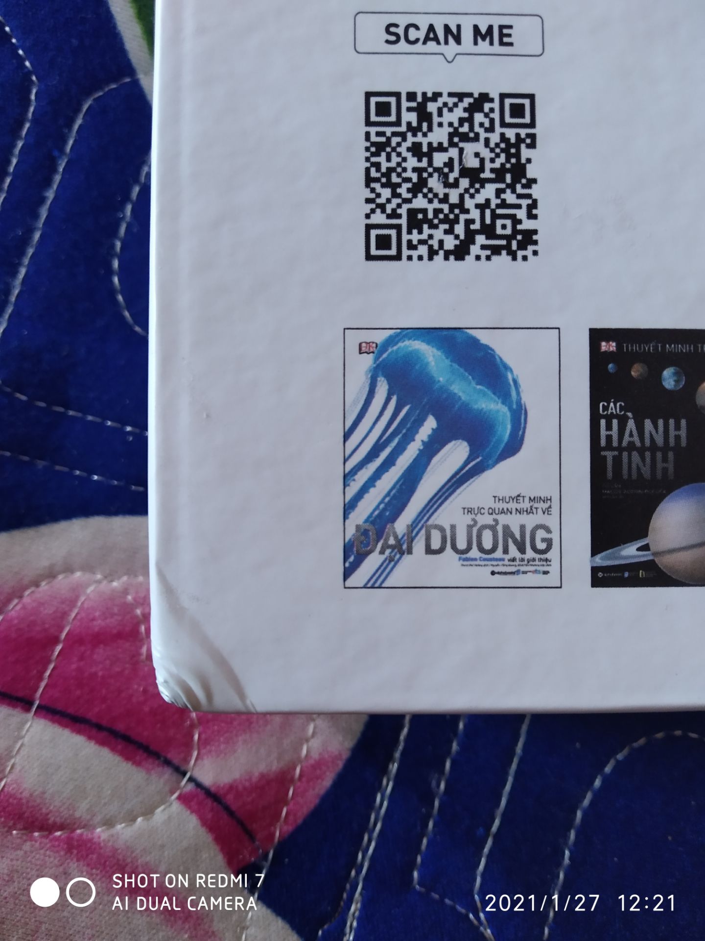 sách hay rất đáng đồng tiền, nhưng tiki bao bọc hàng kém quá, chỉ lót miếng giấy để bọc gói hàng à bởi vậy mấy cuốn sách bìa cứng nhưng vầy dễ bị dập góc. Nhưng đc cái tiki kia giao hàng đúng hẹn.