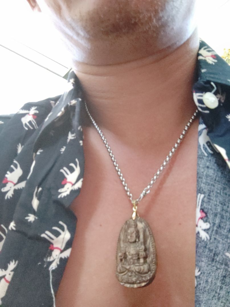 Không thấy mùi thơm