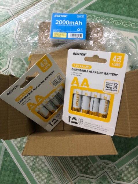 Pin giao như hình. Shop gói khá kĩ. Đã sạc sẵn trước