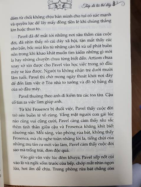 Sách gì in mà chữ trang trước thấy chữ trang sau. Sao mà đọc nỗi. Mắt nào chịu dc
