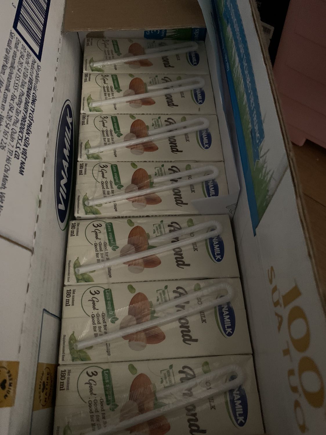 Sữa ngon và giao hàng tốt. Cảm ơn shop. Chúc shop ngày càng buôn may bán đắt nha