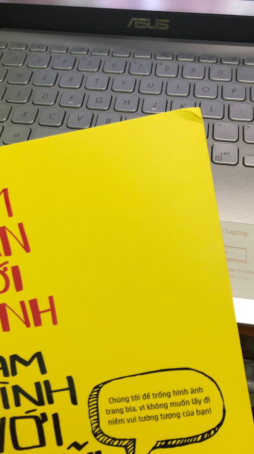 Vận chuyển sách cần bọc sách cẩn thận để sách không bị móp méo. Mình mua sách rất không muốn nhận sách mở ra mà bị như thế này.