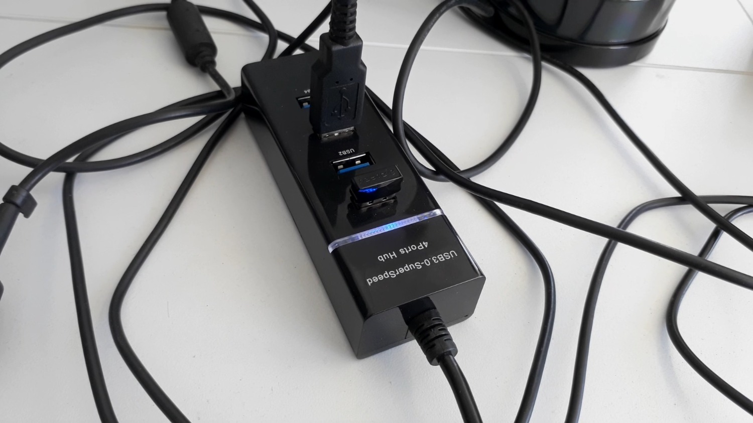 Đầu USB hơi yếu, nên gia công cho thật chắc đầu USB là ok, ngoài ra thì dùng khá