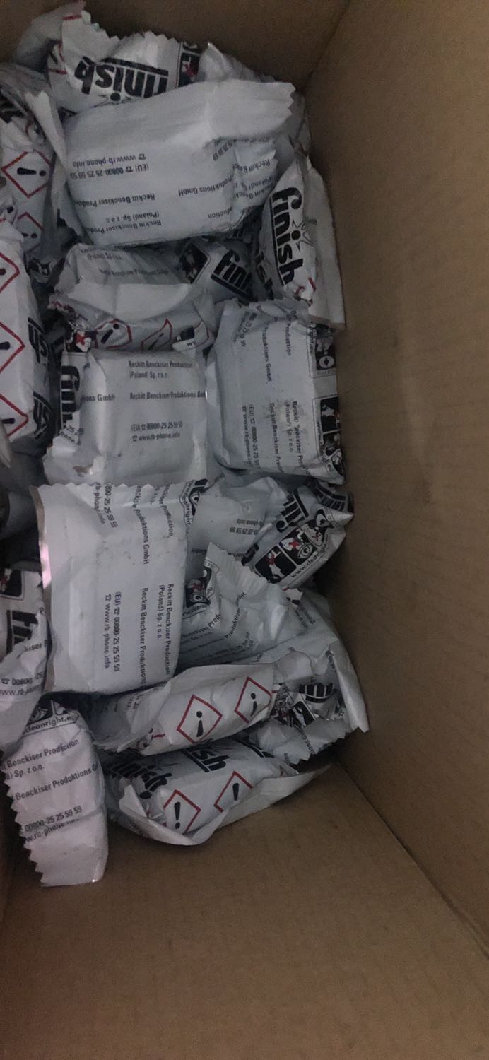 Rửa bát tuy ko có mùi thơm nhưng thấy rất sạch, sáng bóng, bay vết dầu mỡ. Giá thì lại mềm hơn các shop khác, sẽ ủng hộ tiếp!