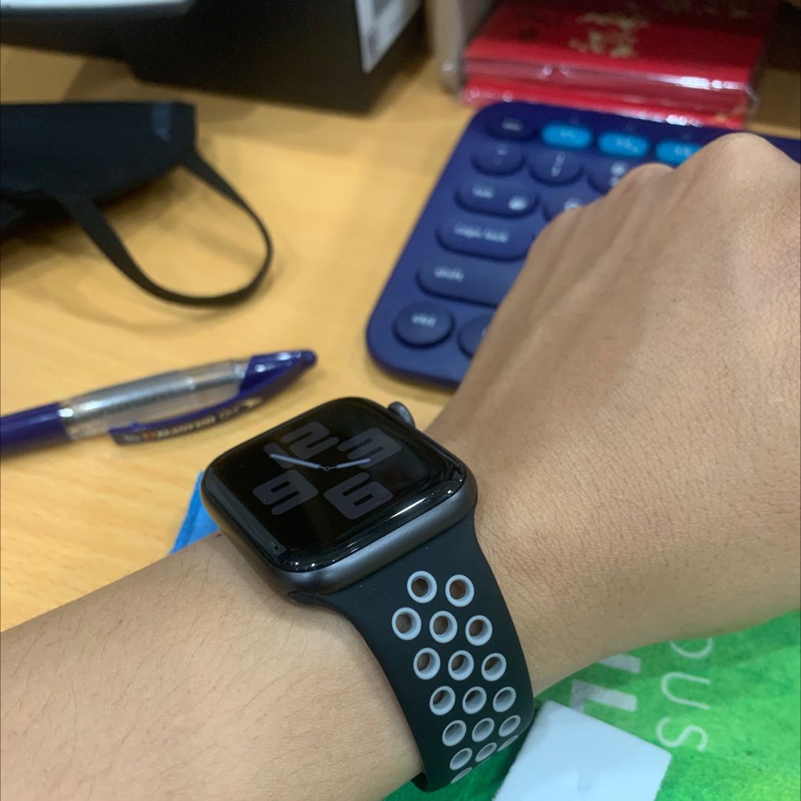 Giao hàng nhanh.
Sạc cũng nhanh