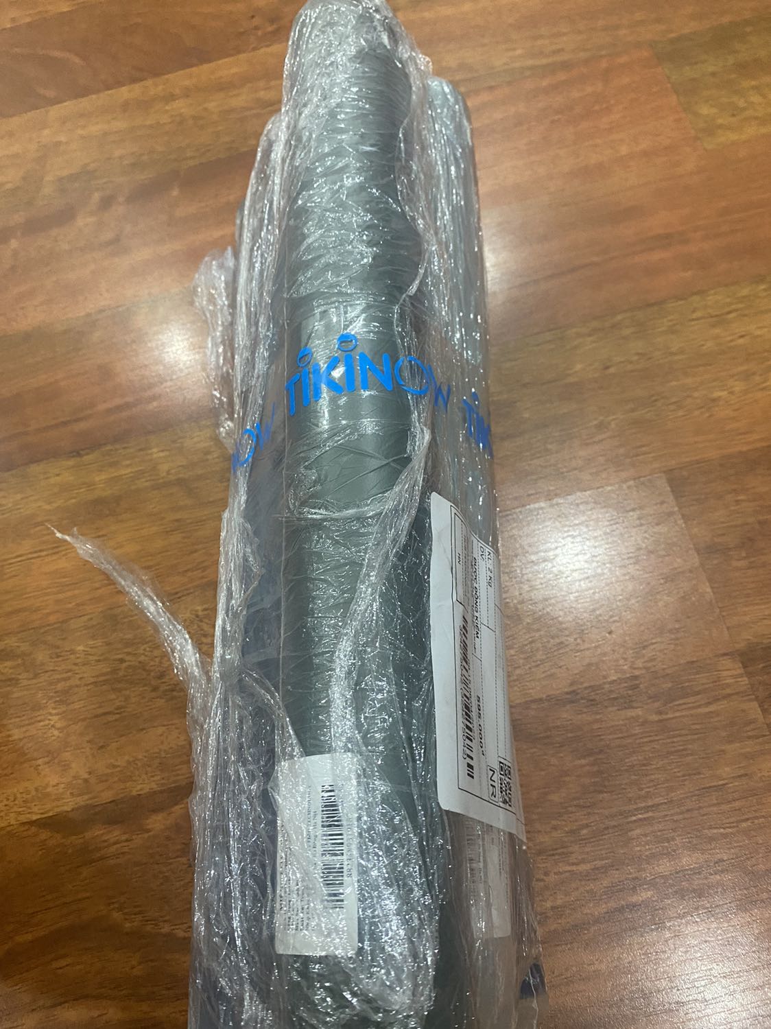 Phòng đông người mỗi người 1 màu hihi shop giao đúng màu mình đặt rất ưng ý.