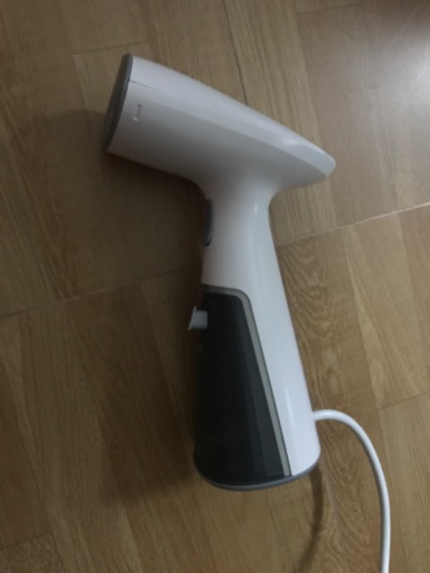 Giá thành ổn. Lực phun hơi mạnh ủi thang nhanh. Đã sử dụng một số dong giá vậy trên *** ma mau hư ko thang. Con này mình sử dụng da dc 3 thang và thấy OK nên đã đat them cho bạn bè may cai