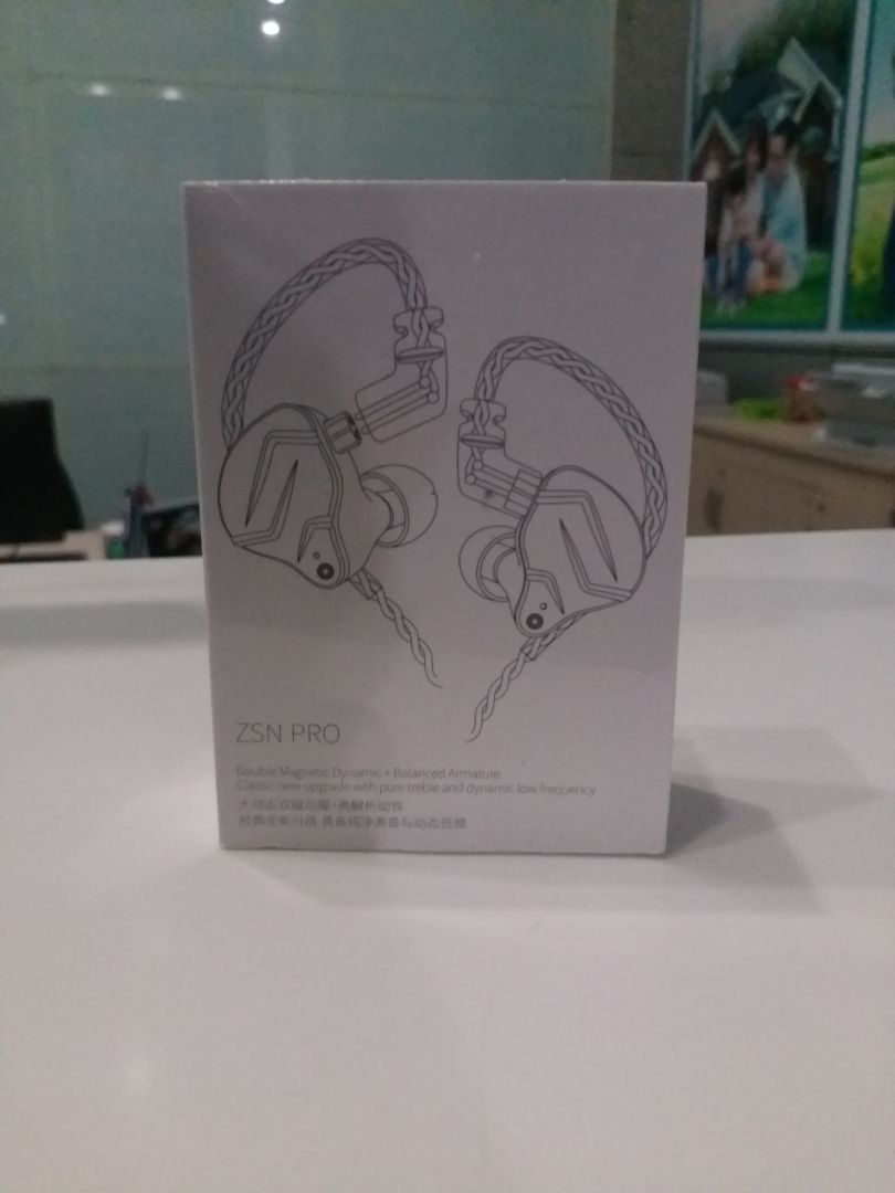 Tiki giao nhanh 2H giao rất chuẩn giờ, sản phẩm được đóng gói kỹ lưỡng, sản phẩm còn nguyên tem, nguyên kiện. không bị tháo hay mất seal.
Tai nghe rõ ràng, to, ngoại hình đẹp, dây đeo chắc.
tốt.
5/5 Cho sản phẩm
10/10 cho Chất lượng Dịch Vụ Tiki. Tiki giao nhanh 2H giao rất chuẩn giờ, sản phẩm được đóng gói kỹ lưỡng, sản phẩm còn nguyên tem, nguyên kiện. không bị tháo hay mất seal.
Tai nghe rõ ràng, to, ngoại hình đẹp, dây đeo chắc.
tốt.
5/5 Cho sản phẩm
10/10 cho Chất lượng Dịch Vụ Tiki.