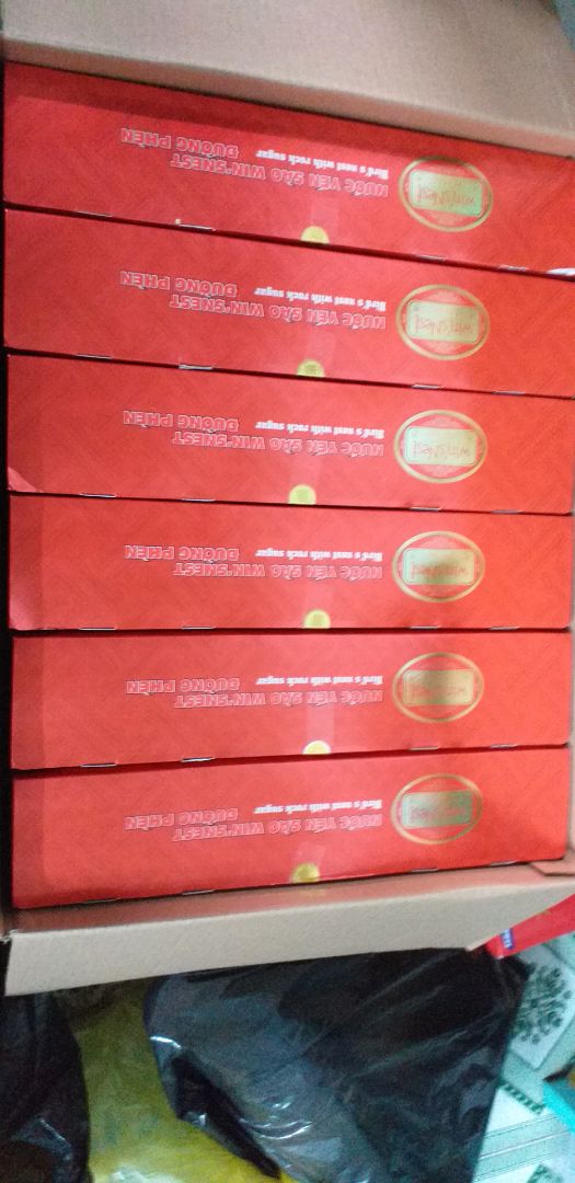 sản phẩm chất lượng, giá tốt, giao hàng nhanh, nhân viên giao hàng dể thương