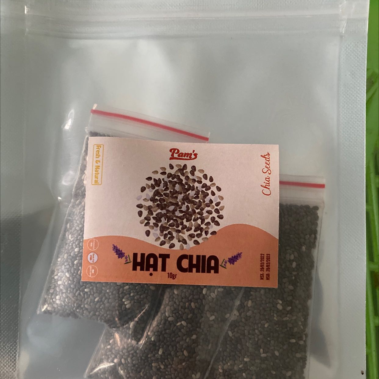 Sản phẩm ăn rất ngon nhé mọi người, giòn, béo ngậy, ko bị hôi dầu…sản phẩm tặng kèm nhỏ xinh