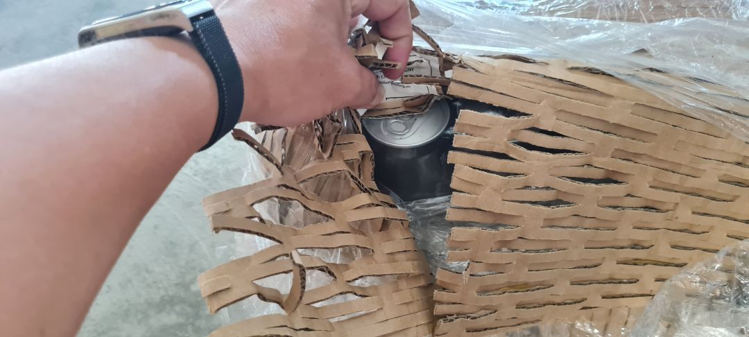 mua hàng được kèm quà tặng nên rất thích . nhưng khi đặt mua bà con nên cân nhắc giá thị trường với giá online và kiểm tra xem có được miễn phí ship không , quà tặng kèm theo sẽ đội giá sản phẩm lên . nên so sánh cân nhắc trước khi đặt mua . mỗi thời điểm mỗi giá nếu có thời gian thì nên canh thời điểm phù hợp rồi hãy chốt giá nhé !