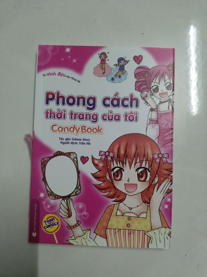 Mua 12 cuốn, mới nhận 4 cuốn mà đã có 2 cuốn bị lỗi rồi. Cuốn phong cách thời trang của tôi thì bị lỗi in tiêu đề thành "cứ bắt chước nếu bạn có thể" phải dán bằng miếng tiêu đề  đè lên nhưng bị tróc keo ra. Thật sự không hài lòng cho đơn hàng lần này, đề nghị Tiki khắc phục.