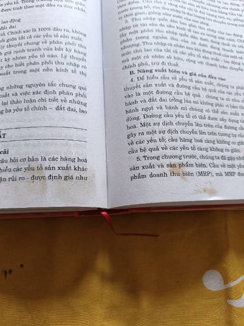 Sách giống như sách photo, kg phải sách in, giấy quá mỏng. Chất lượng quá kém.