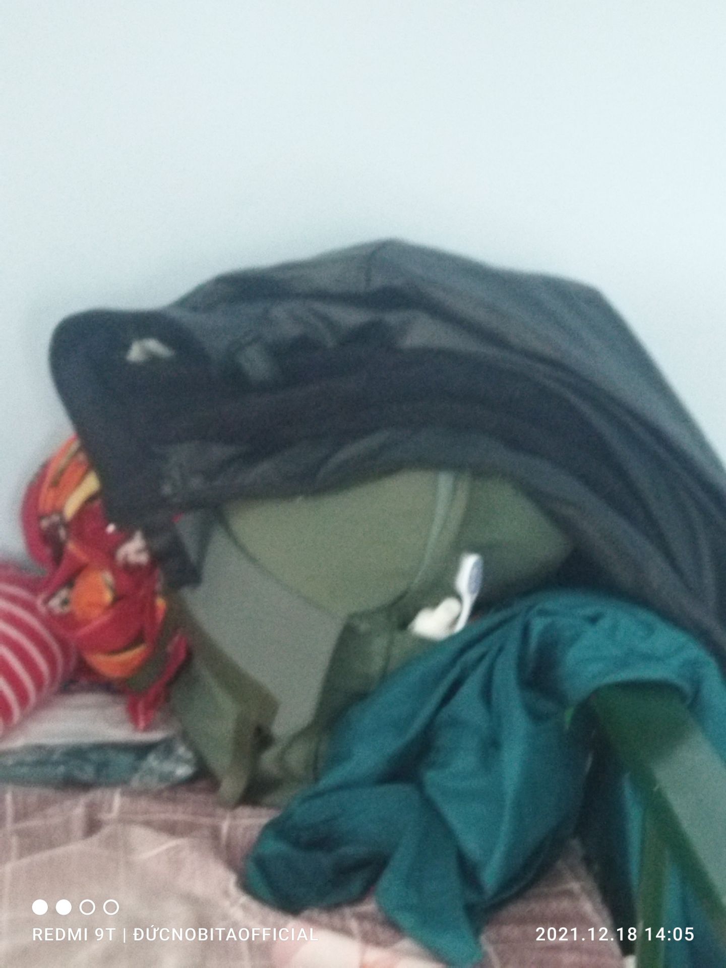 nói ko phải khen chứ áo ko có gì để chê lun mọi người ạ
lúc săn ngày 12.12 mình đặt ko để ý size, hôm qua vô nhìn lại đơn thì thấy size XXL, lúc đó lo *** ra í mọi người, hỏi mấy anh cùng phòng thì anh nớ bảo size đó to nhất mà mk chỉ mặc vừa size M, sáng nay nhận áo mở ra thì vừa như in lun, mặc thoải mái ko chật hay bó sát

Ai 1m65 đến 1m7 nặng 41 đến 44 cân thì size XXL là rộng rãi thoải con gà mái lun nhé, những gì mình nhận xét phía trên đều là sự thật 100% 🥴🥴🥴

Shop rep tin nhắn nhanh và chăm sóc khách hàng tốt, 5 sao