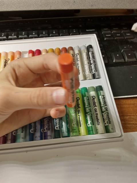 sản phẩm tốt, bao bì đẹp, tô màu siêu đẹp luôn. Màu giống hình. OK lắm nha các bạn