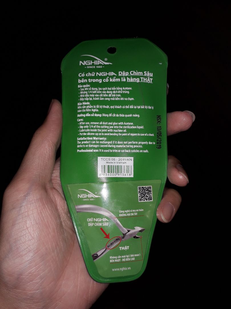 kềm đẹp, không gỉ, tuyệt vời, mọi người nên mua ?